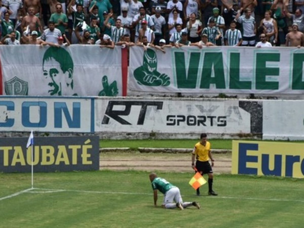 Palmeiras atropela São José e retoma a ponta do Brasileiro