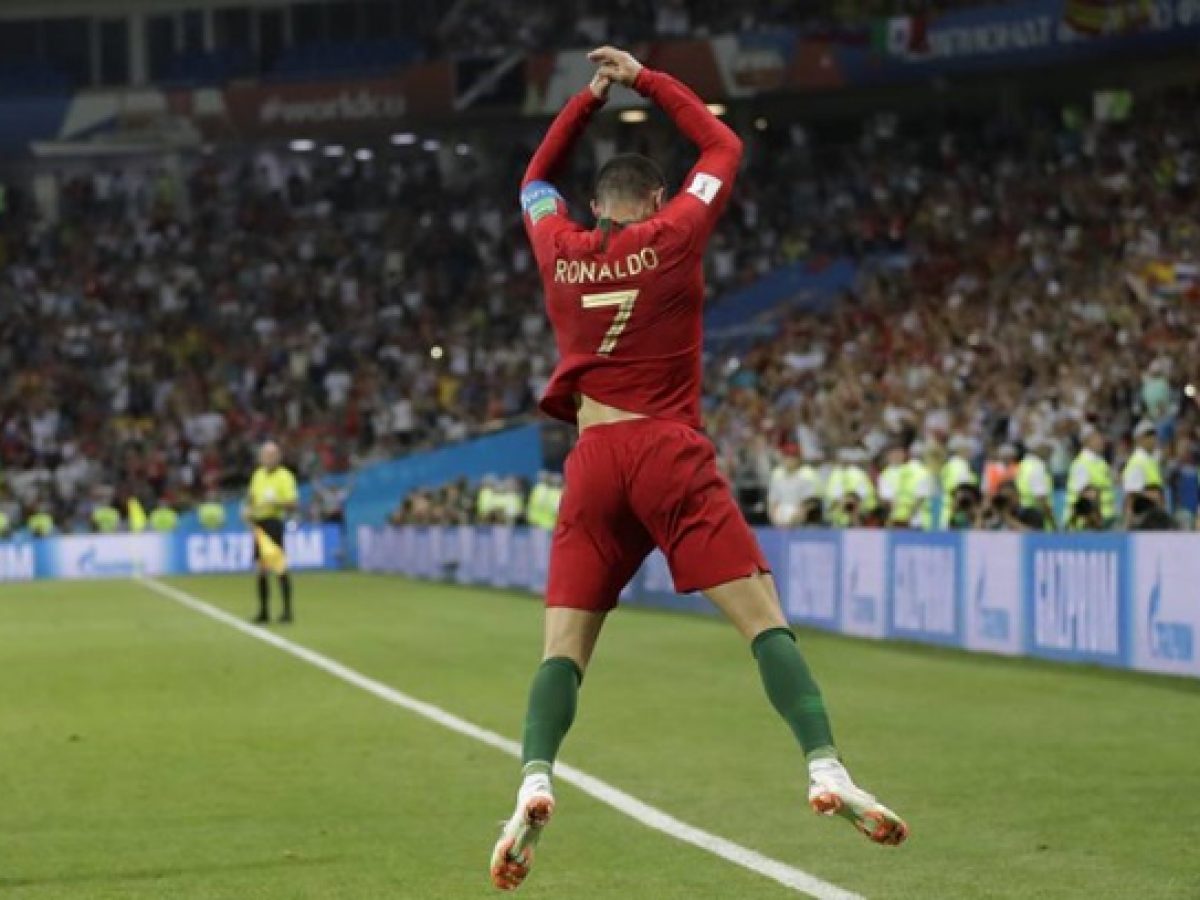 CR7 é o 1º jogador no mundo a marcar 850 golos em jogos oficiais