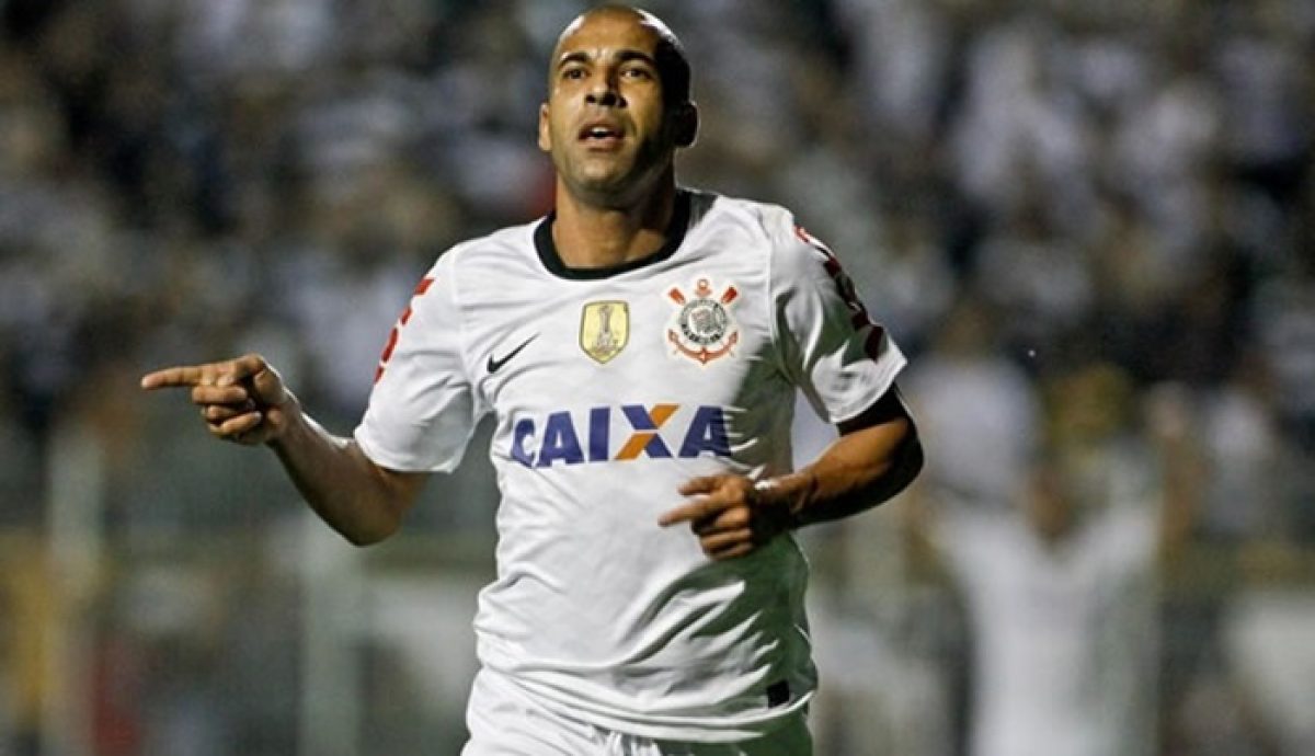 Jadson critica 'futebol inovador e sem resultados' e transforma demissão do  Corinthians em motivação