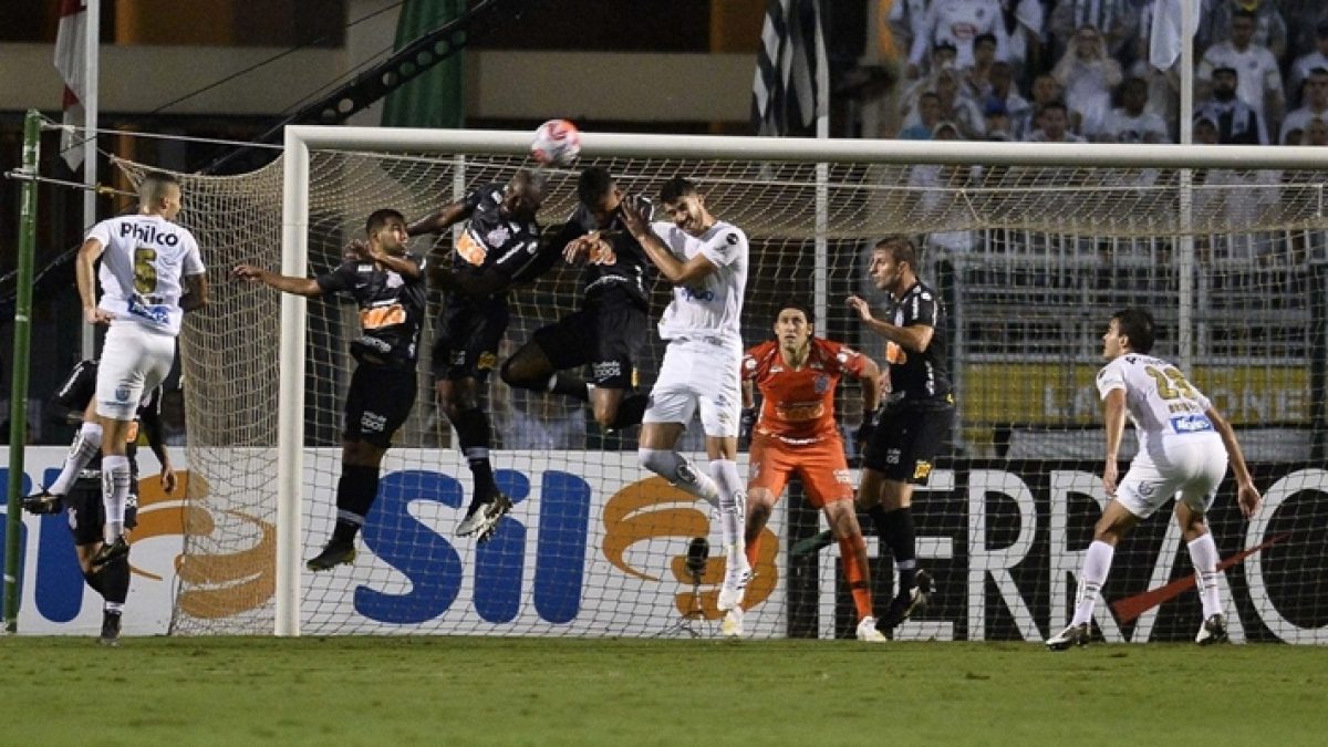 São Paulo elimina o Santos e é finalista do Paulista