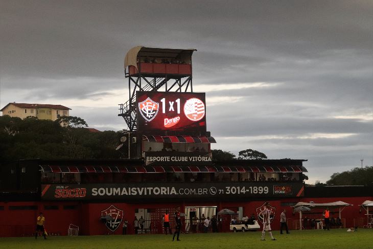 Já na semifinal, o mandante da decisão será o time que tiver o maior número de pontos em toda competição. Esse critério é o mesmo para o mando de campo do segundo jogo da final. Novamente em jogo único. Somente a final da Copa do Nordeste adotará o sistema de jogo de ida e volta, porém, sem o critério de gol fora de casa, novamente utilizando-se dos pênaltis para apurar o campeão.