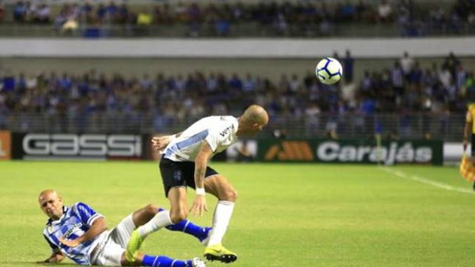 CSA sai na frente, mas deixa Grêmio empatar jogo no Rei Pelé 