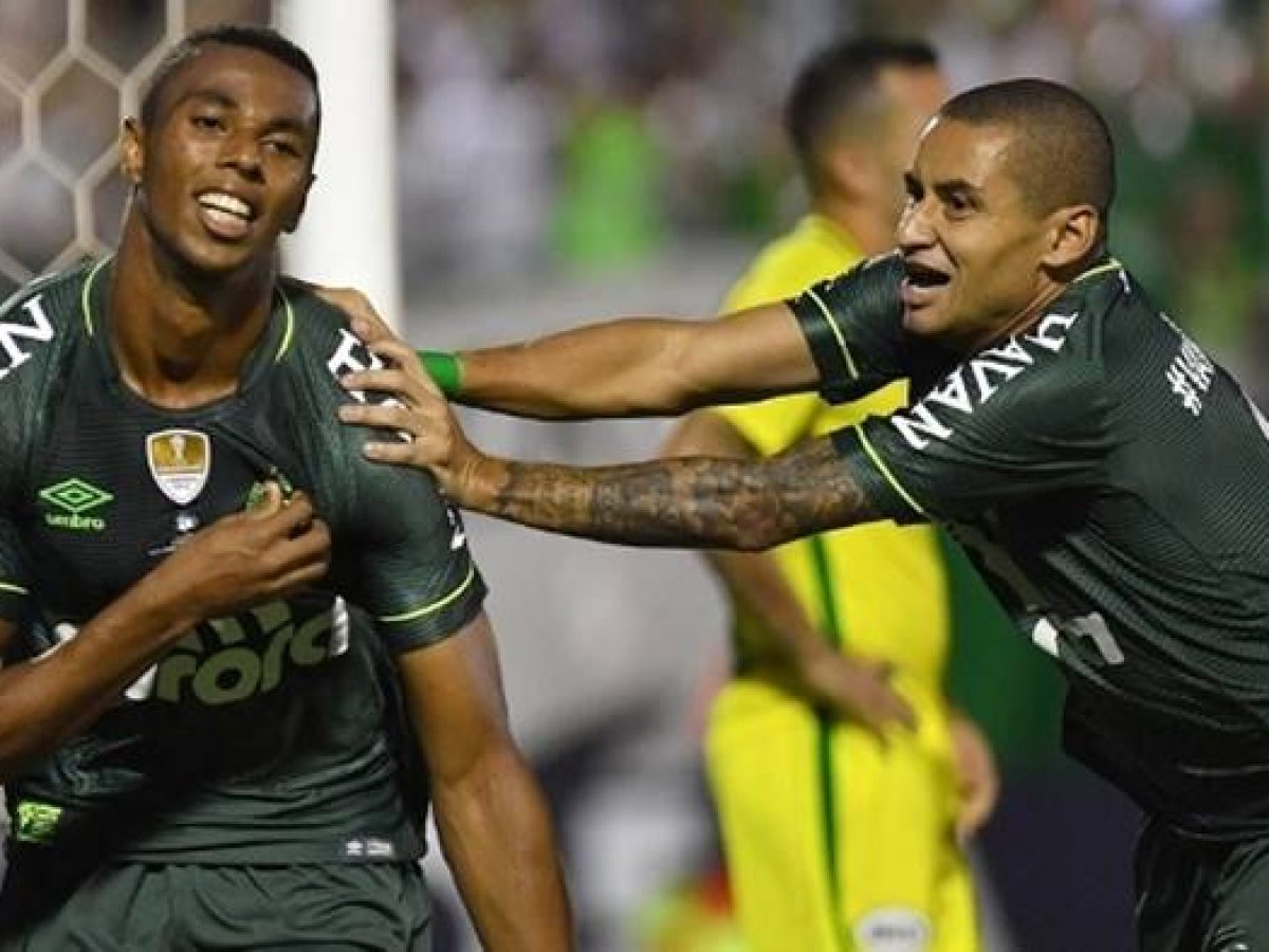 Bahia encaminha contratação de atacante da Chapecoense - BAHIA NO AR