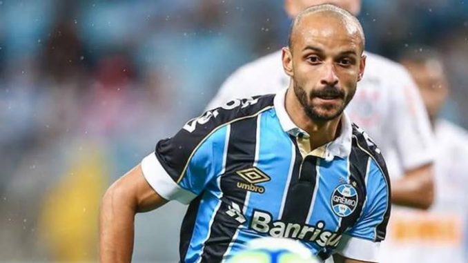 Bahia e outros dois clubes da Série A sondam atacante do Grêmio