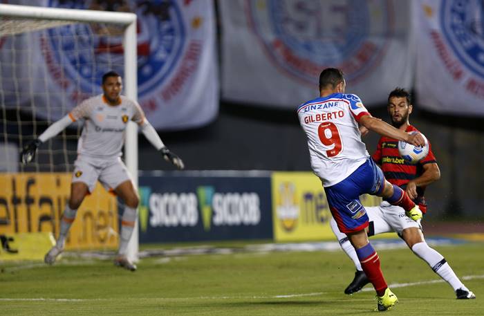 Tricolor fecha a primeira parte da tabela com apenas 10 pontos somados em 24 disputados em casa. Bahia recebe o Atlético-GO, neste domingo