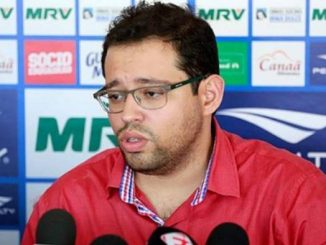 Com passagem pelo Bahia, antigo vice-presidente do clube, Pedro Henriques, avalia como "muito positivo" a volta das 'massas' aos estádios