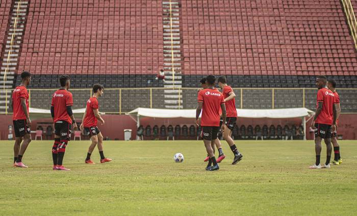 Eliminado do Campeonato Brasileiro de Aspirantes sub-23, parte do elenco da categoria entrou em recesso por cerca de 7 dias