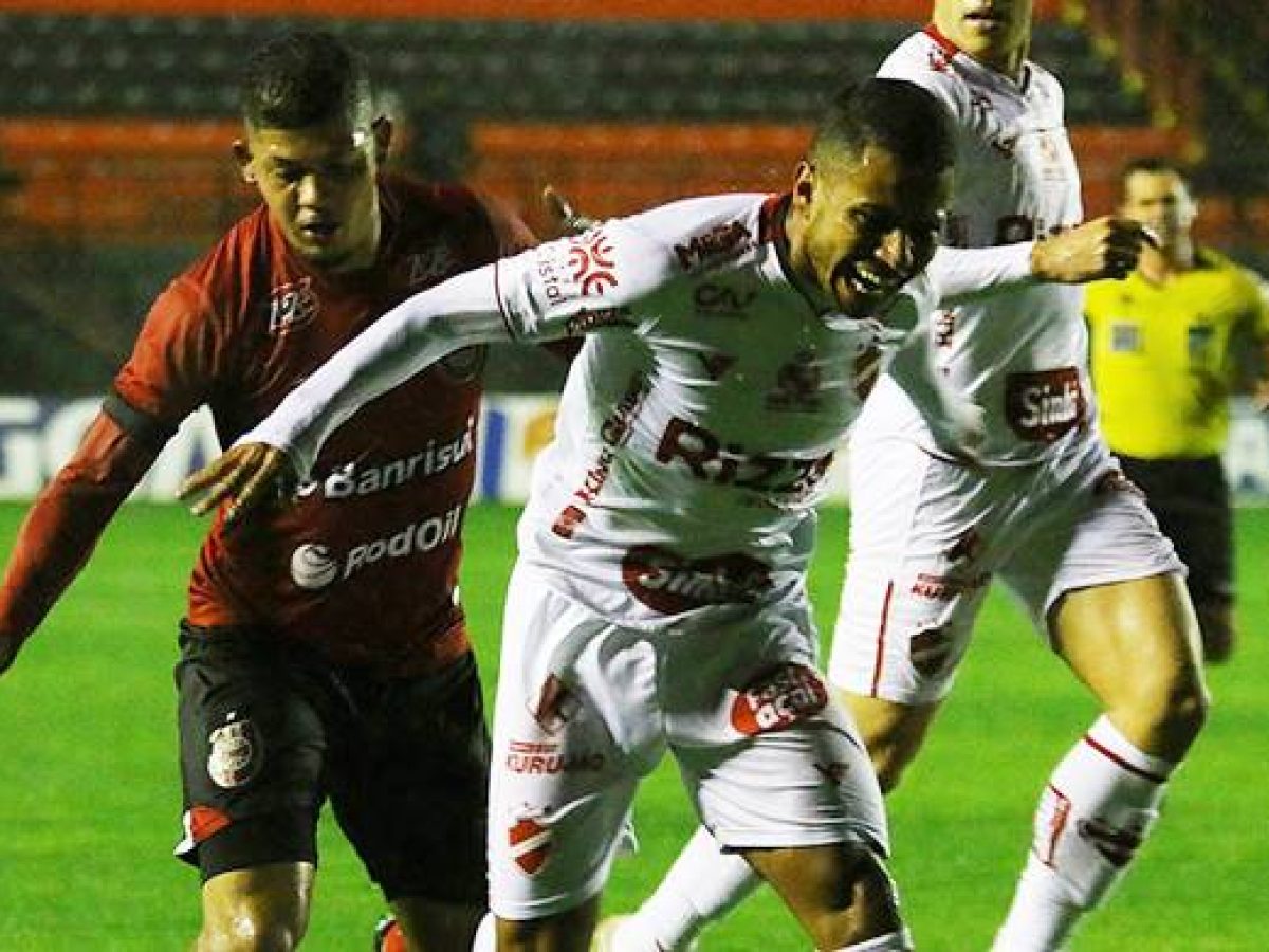 Náutico x Brasil de Pelotas: saiba onde assistir jogo do Brasileirão Série B