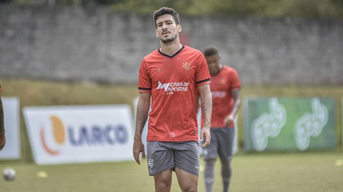 Vitória realiza penúltimo treino antes do confronto contra o Confiança