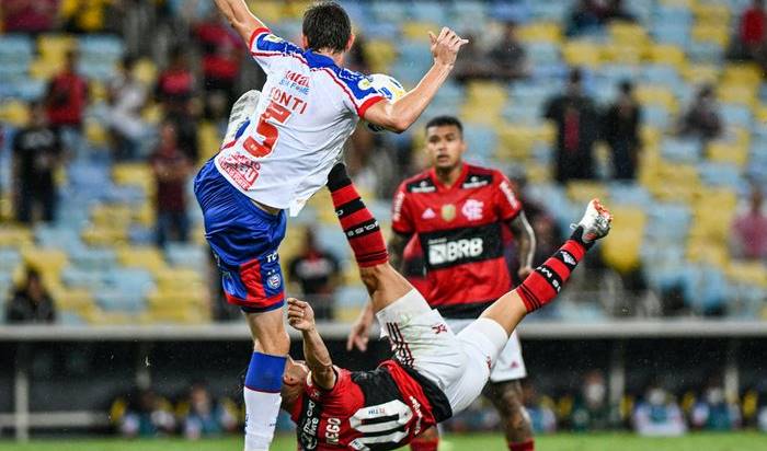 CBF define arbitragem de Flamengo e Bahia e não 'atende cobrança