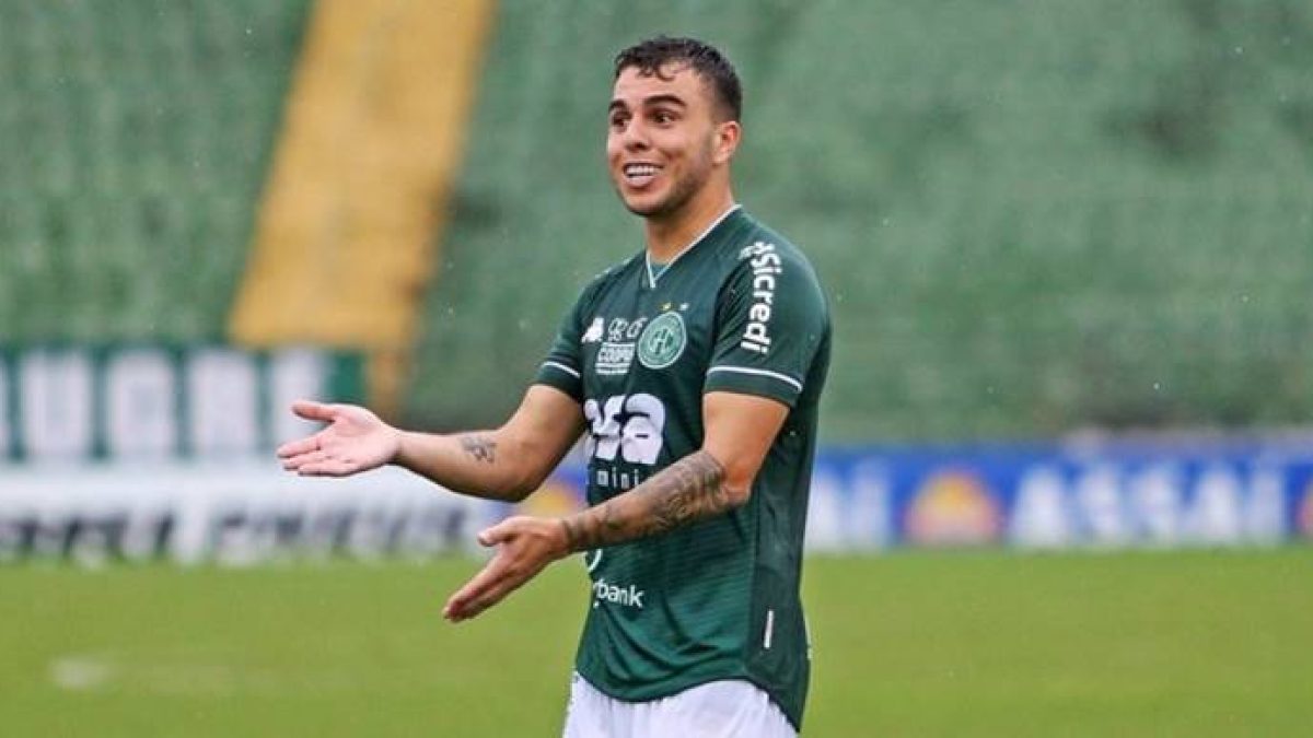 Régis Retorna ao Guarani e Critica Diretoria do Coritiba na Saída