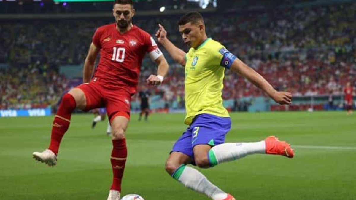 Brasil vence a Sérvia por 2 a 0 em primeiro jogo na Copa do Mundo