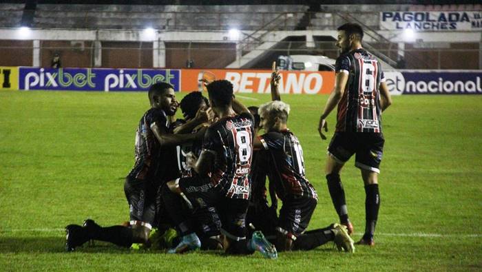 Atlético De Alagoinhas Vence O Csa Pela Copa Do Nordeste