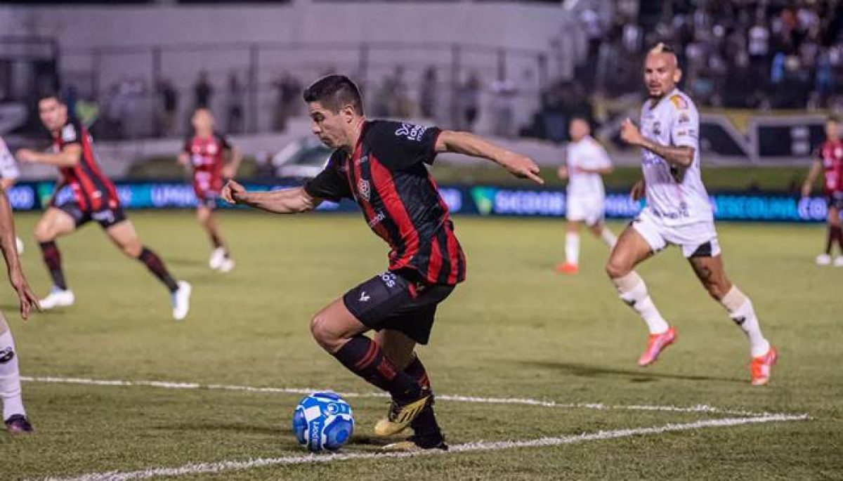 Richardson comemora vitória do ABC em estreia e mira dois jogos seguidos em  casa, abc