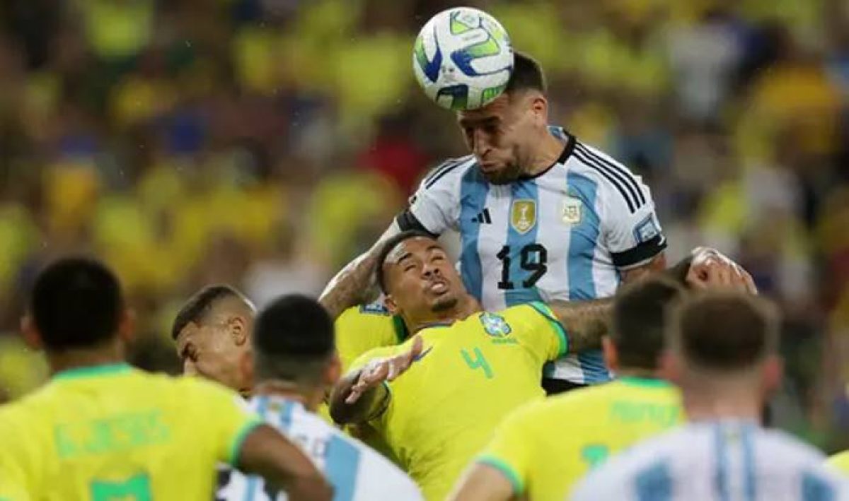 Argentina vence clássico tenso no Maracanã e amplia crise do Brasil -  Placar - O futebol sem barreiras para você