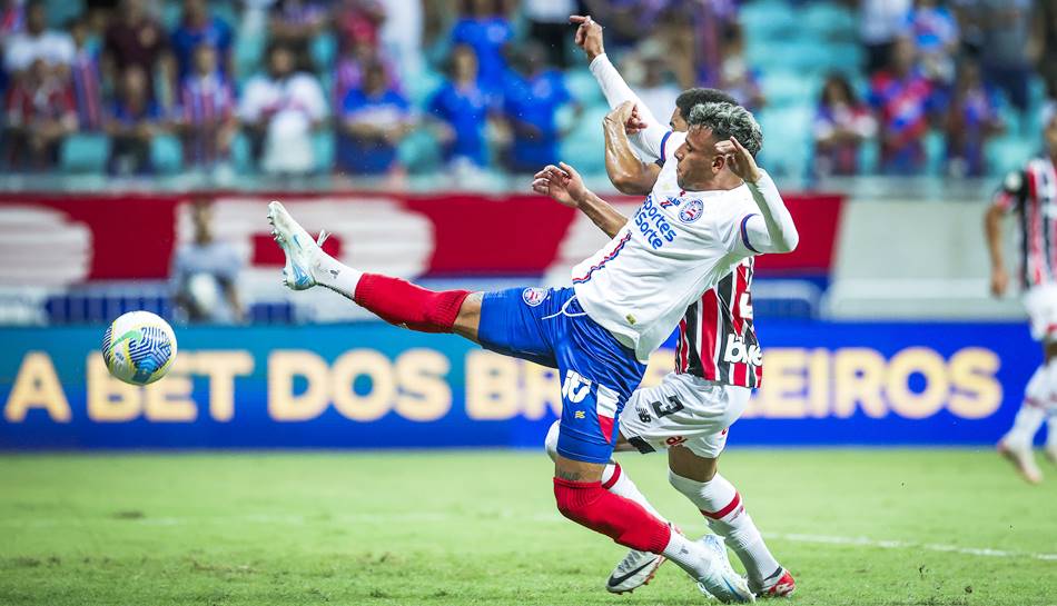 Bahia dá vexame, perde para o São Paulo e chega a 4 jogos sem vencer na Série A