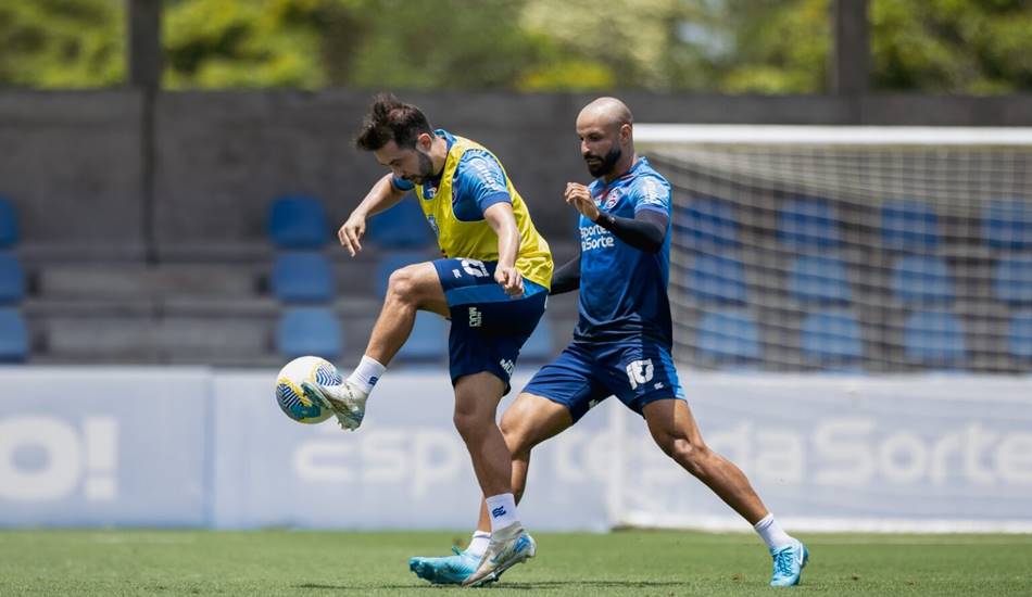 Biel participa de parte da atividade no 2º treino do Bahia de olho no Juventude