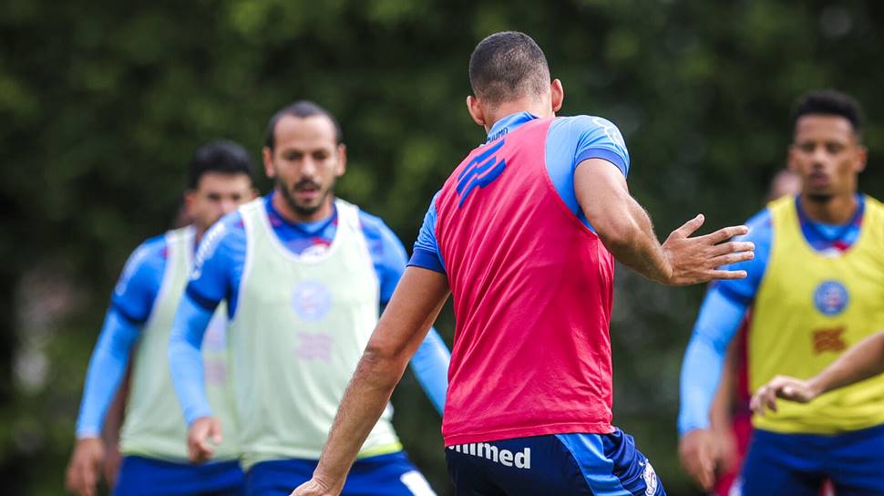 Bahia está pronto para enfrentar o Corinthians; veja provável time