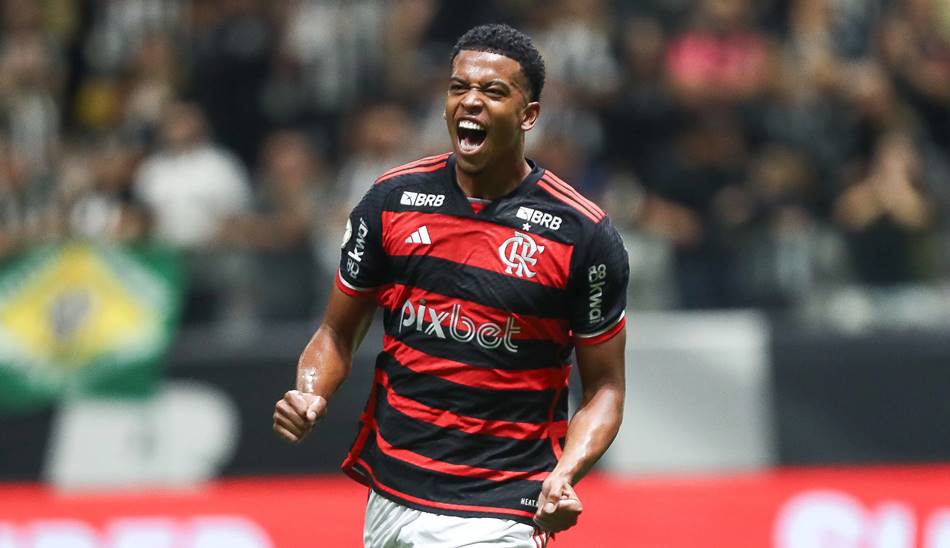 Vitória tem interesse em centroavante do Flamengo, diz jornalista